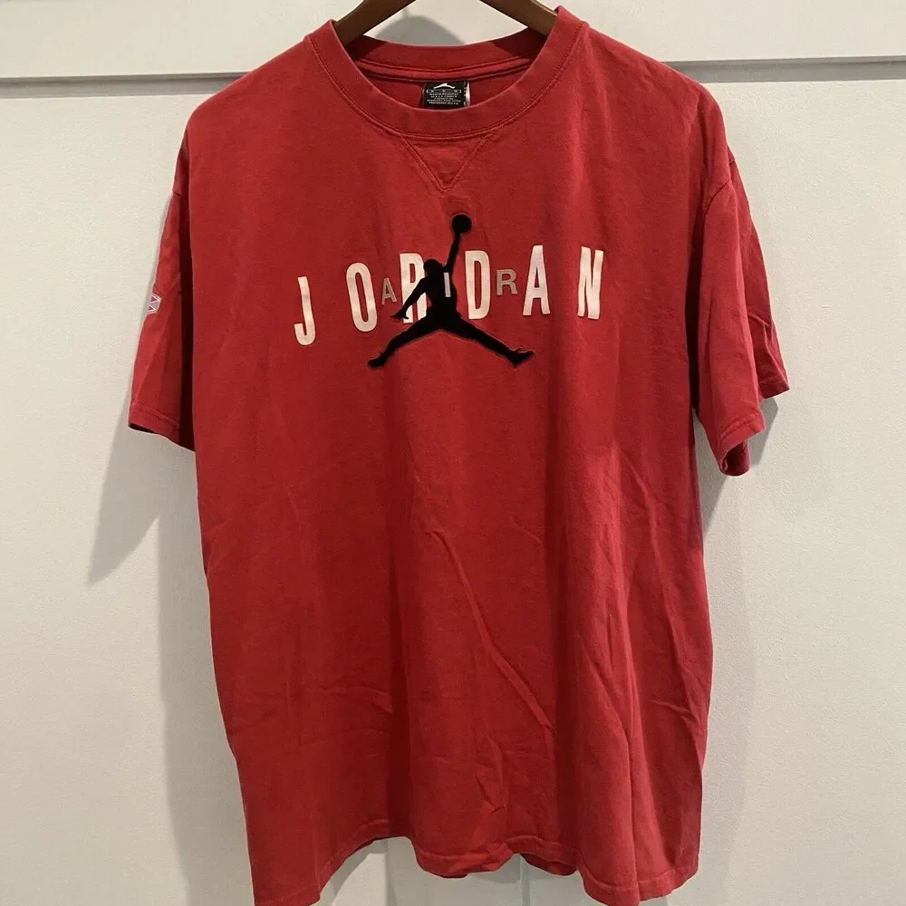Y2K Air Jordan T-Shirt Men M Jumpman Logo‎ Red Short Sleeve Velvet #23 Honduras